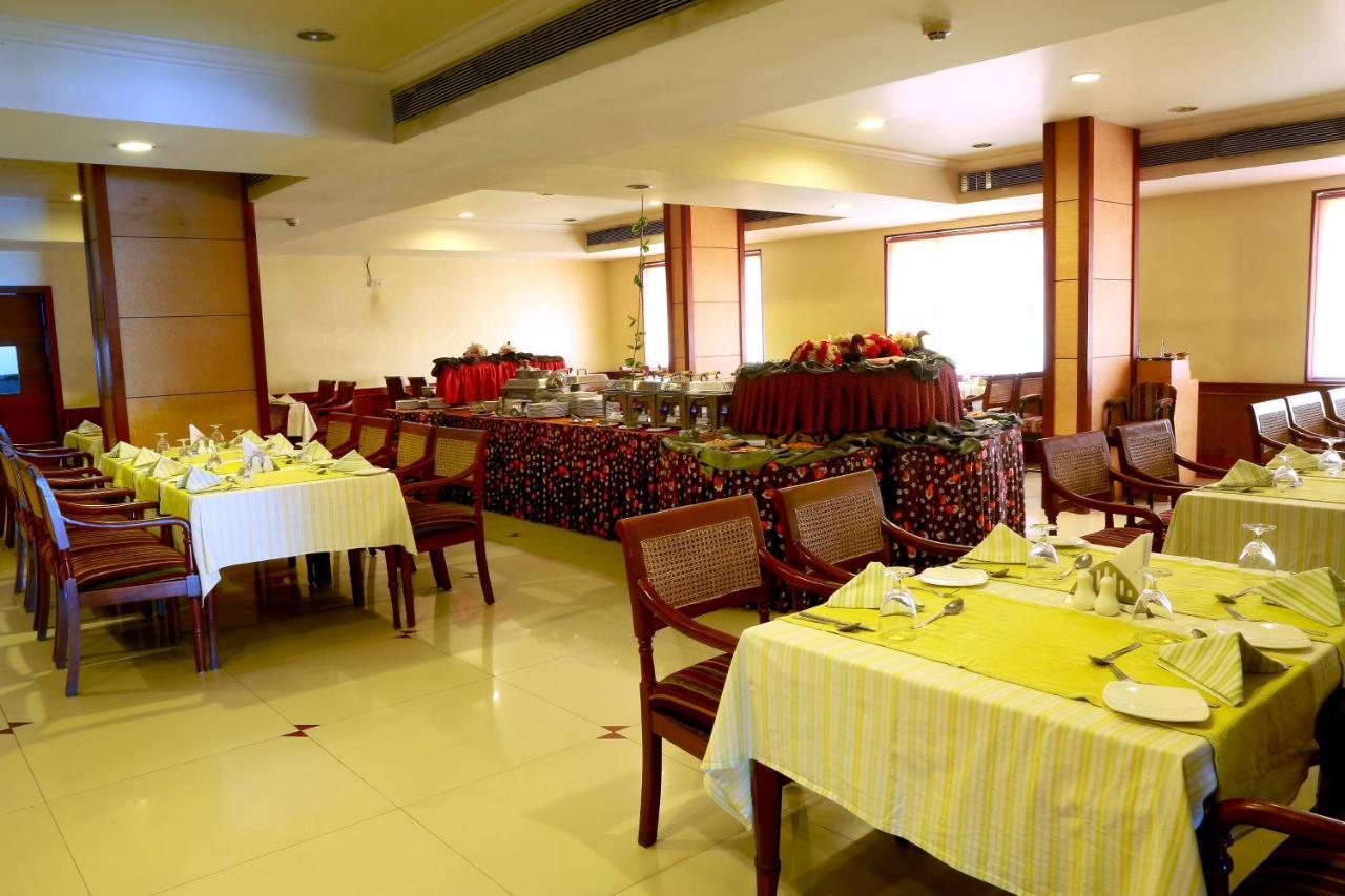 Ashoka Inn Thrissur Zewnętrze zdjęcie
